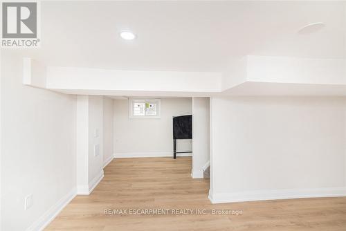 297 Britannia Avenue, Hamilton, ON - Indoor Photo Showing Other Room