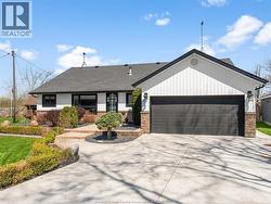 1122 Heritage ROAD  Kingsville, ON N9Y 2E6