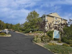 202 500 Toledo Street Thunder Bay, ON P7A 8A6