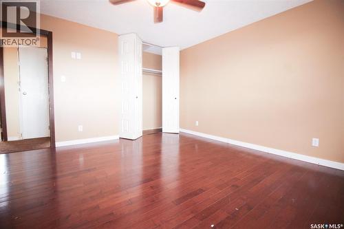 504 3Rd Avenue E, Frontier, SK - Indoor Photo Showing Other Room