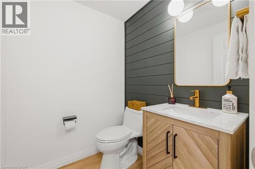 218 Prosperity Drive, Kitchener, ON - Indoor Photo Showing Bathroom