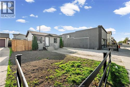1663 Drouillard Road, Windsor, ON - Outdoor