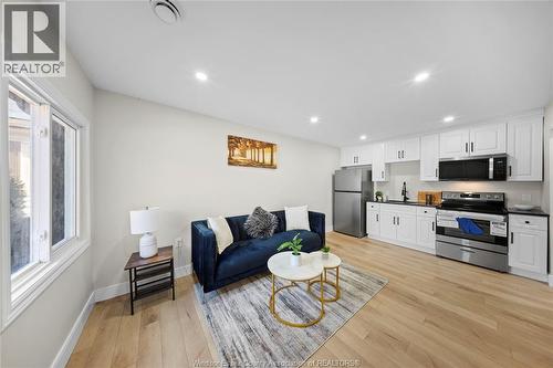 1663 Drouillard Road, Windsor, ON - Indoor