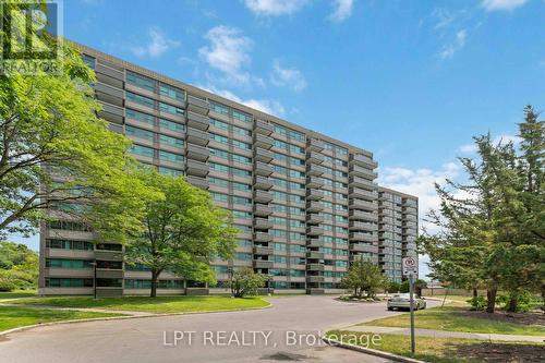 314 - 555 BRITTANY DRIVE  Ottawa, ON K1K 4C5
