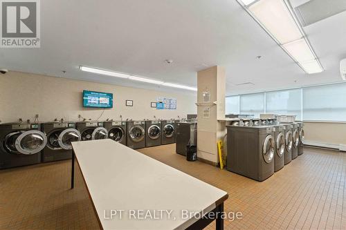 314 - 555 Brittany Drive, Ottawa, ON - Indoor Photo Showing Other Room