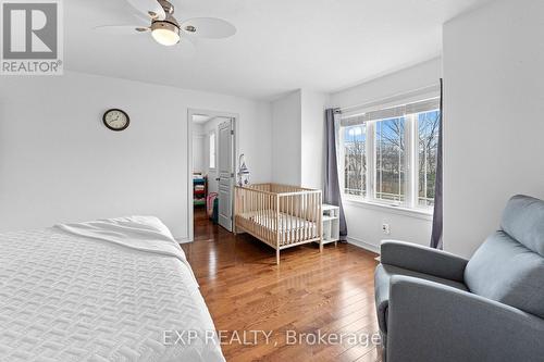 4875 John Street, Lincoln (Beamsville), ON - Indoor Photo Showing Bedroom