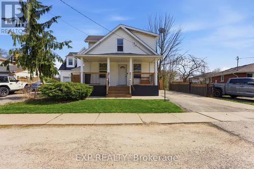 590 SCOTT STREET  St. Catharines (Carlton/Bunting), ON L2M 3X6