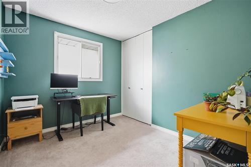 166 Magee Crescent, Regina, SK - Indoor