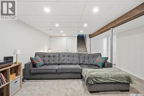 166 Magee Crescent, Regina, SK - Indoor