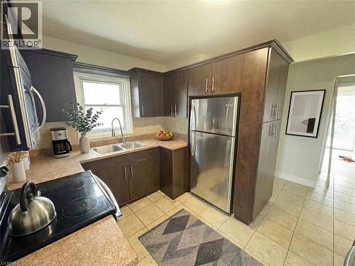 66 Grenadier Drive, Hamilton, ON - Indoor Photo Showing Kitchen With Double Sink