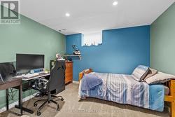 Fifth Bedroom - 