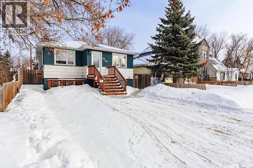 612 M Avenue S, Saskatoon, SK - Outdoor