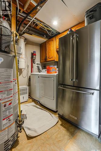 612 M Avenue S, Saskatoon, SK - Indoor Photo Showing Laundry Room
