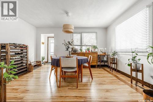 612 M Avenue S, Saskatoon, SK - Indoor Photo Showing Dining Room