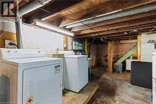 25 Mckinstry Street, Hamilton, ON - Indoor Photo Showing Laundry Room