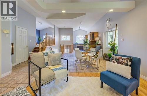 Upper unit - 2 Smetana Drive, Kitchener, ON - Indoor