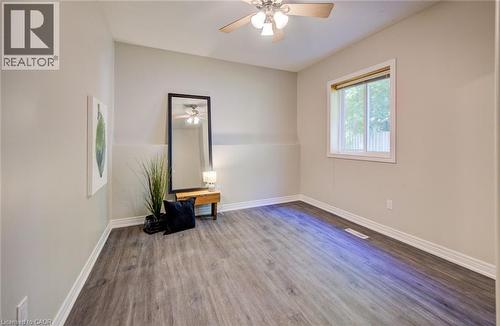 Lower unit - 2 Smetana Drive, Kitchener, ON - Indoor Photo Showing Other Room