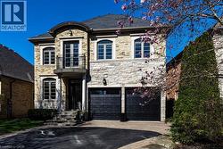 195 POMONA Avenue  Burlington, ON L7N 1S9