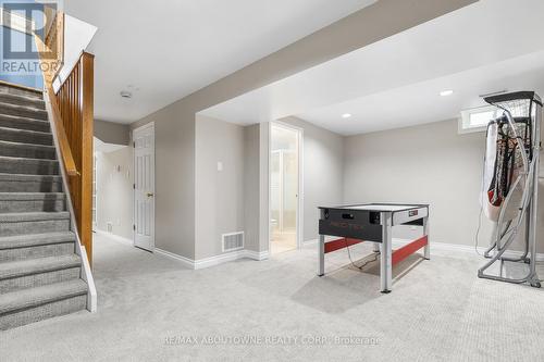 2474 Cavendish Drive, Burlington, ON - Indoor Photo Showing Other Room