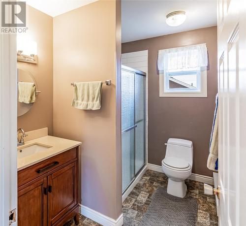 15 Greslet Place, Conception Bay South, NL - Indoor Photo Showing Bathroom
