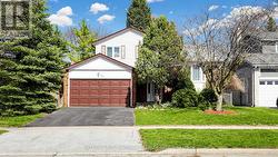 45 HOWLETT AVENUE Newmarket, ON L3Y 5S6