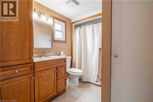 519 Brigadoon Drive, Hamilton, ON - Indoor Photo Showing Bathroom