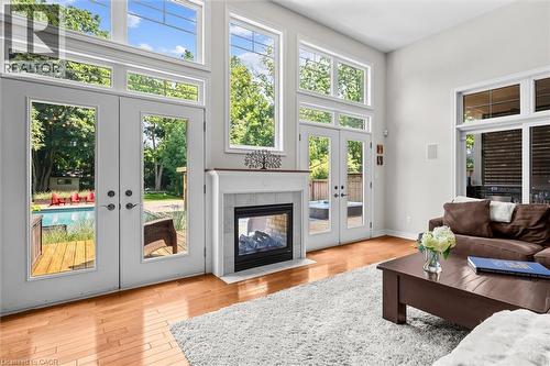 373 Torrance Street, Burlington, ON - Indoor Photo Showing Living Room With Fireplace