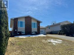 560 HELMER PEDERSEN DRIVE Temiskaming Shores (New Liskeard), ON P0J 1P0