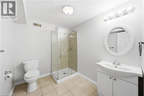 189 Cloverleaf Drive, Ancaster, ON - Indoor Photo Showing Bathroom