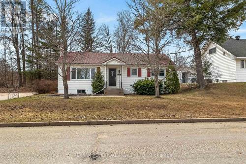12 ALDER CRESCENT  Deep River, ON K0J 1P0