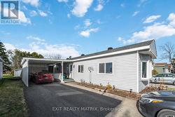 1018 VISTA BARRETT PRIVATE Ottawa, ON K4P 1C7