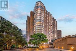 1806 - 131 BEECROFT ROAD Toronto, ON M2N 6G9