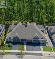 227 CHESTNUT HILL Crescent  Kitchener, ON N2P 2X3