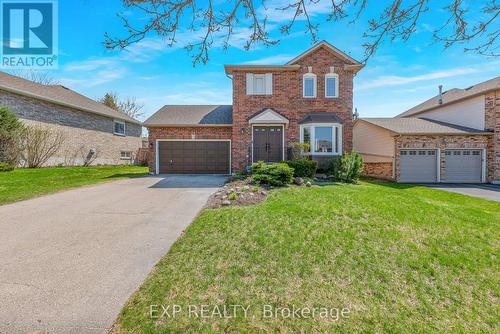 11 KINGSGATE CRESCENT  East Gwillimbury, ON L0G 1M0