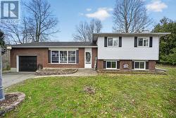 5 MEIKLE DRIVE Augusta, ON K0E 1P0