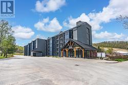 503 - 80 HORSESHOE BOULEVARD Oro-Medonte, ON L4M 4Y8