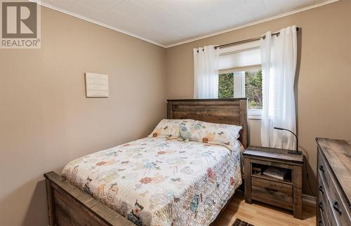 29 Greslet Place, Cbs, NL - Indoor Photo Showing Bedroom