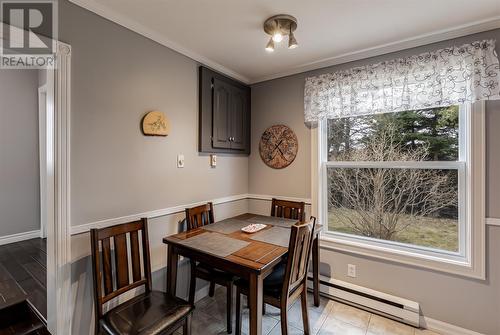 29 Greslet Place, Cbs, NL - Indoor Photo Showing Dining Room