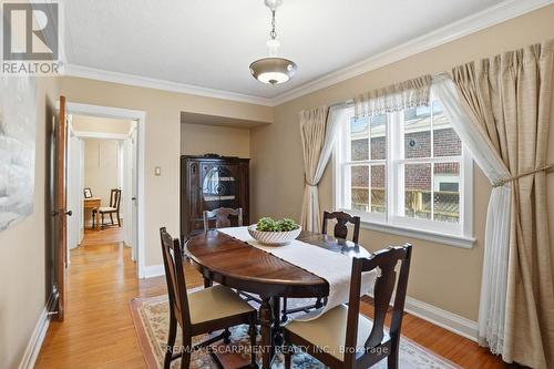 123 Longwood Road N, Hamilton, ON - Indoor Photo Showing Dining Room