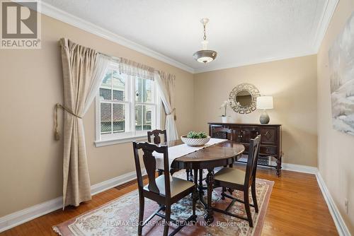 123 Longwood Road N, Hamilton, ON - Indoor Photo Showing Dining Room