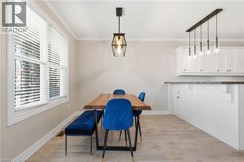 Bright and cheery dining area - 78 Glendale Avenue N, Hamilton, ON - Indoor