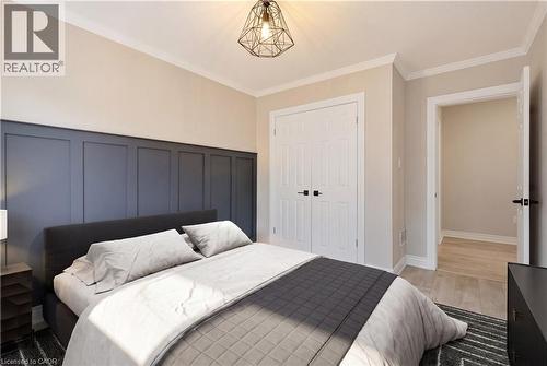 VS Photo - 78 Glendale Avenue N, Hamilton, ON - Indoor Photo Showing Bedroom