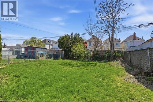 Private fenced in yard - 78 Glendale Avenue N, Hamilton, ON - Outdoor