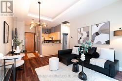 306 - 8 WELLESLEY STREET E Toronto, ON M4Y 3B2