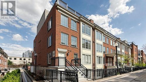 830 - 5 Everson Drive, Toronto, ON - Outdoor