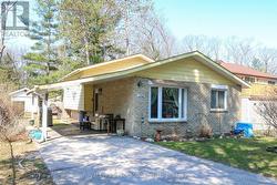152 MELROSE AVENUE  Wasaga Beach, ON L9Z 2T1