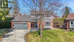 13 REDFOX PLACE  Ottawa, ON K2M 1C8