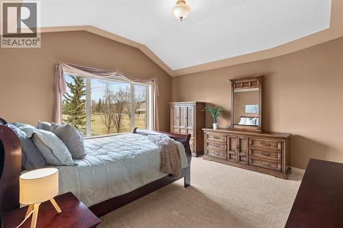 140 Simcoe Close Sw, Calgary, AB 