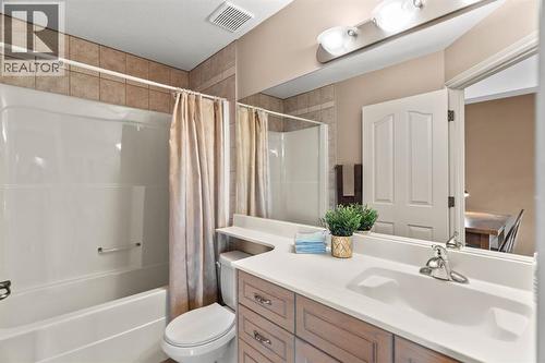 140 Simcoe Close Sw, Calgary, AB 