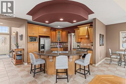 140 Simcoe Close Sw, Calgary, AB 